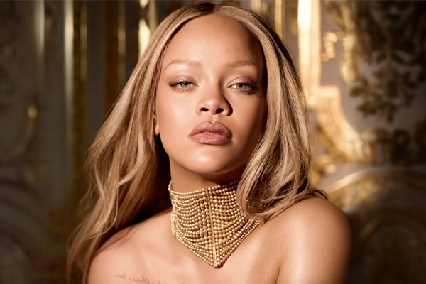Rihanna: Bold, Contemporary, and Unapologetic in Worli